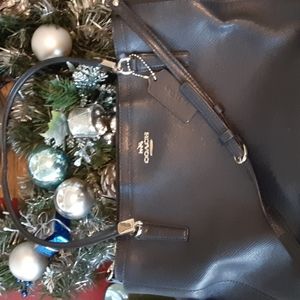 Ladies Coach bag. Roomy, spacious, and in good condition.